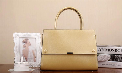 澤駿箱包皮具加盟連鎖火爆招商中——全球加盟網(wǎng)助力箱包代理與銷售事業(yè)騰飛